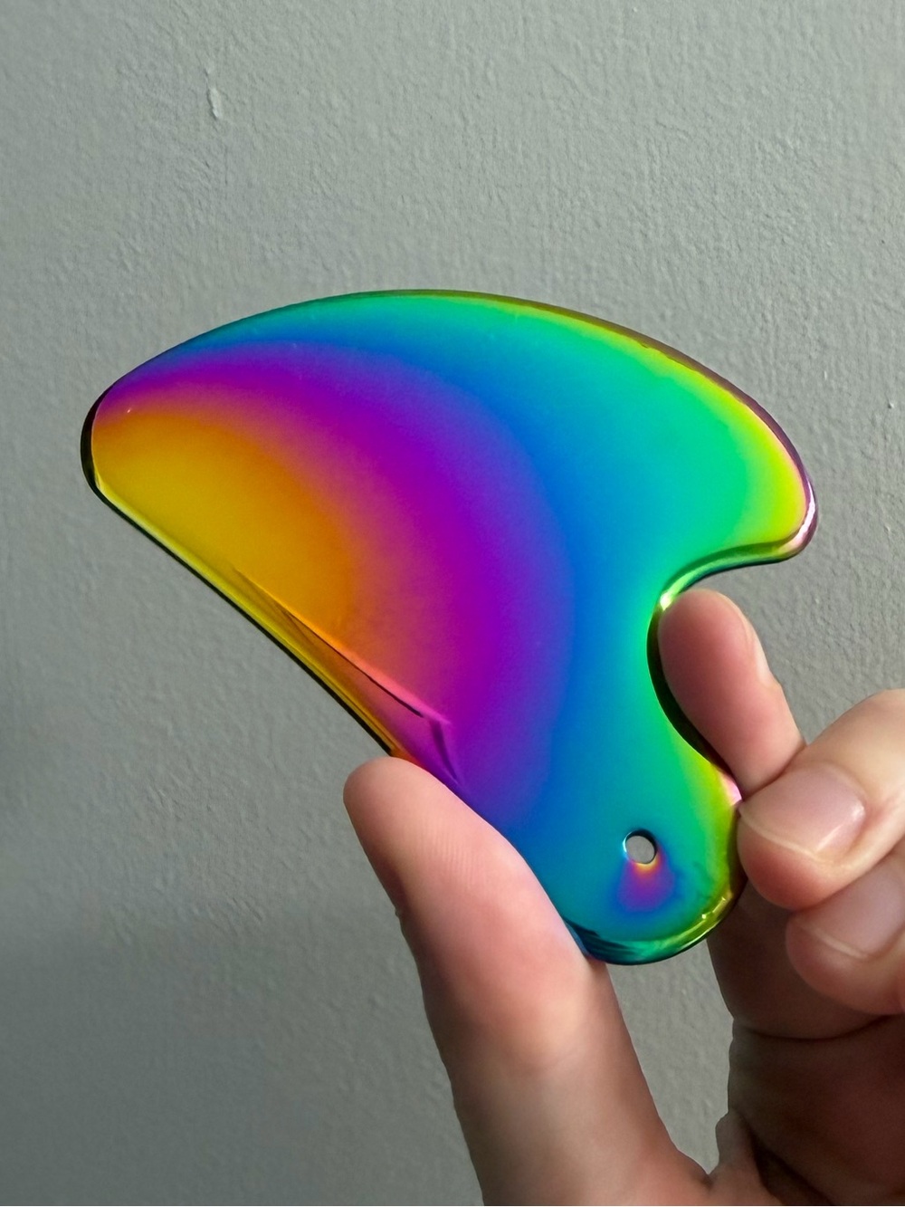 Kitsch Stainless Steel Gua Sha - Iridescent - Picture 5 of 5